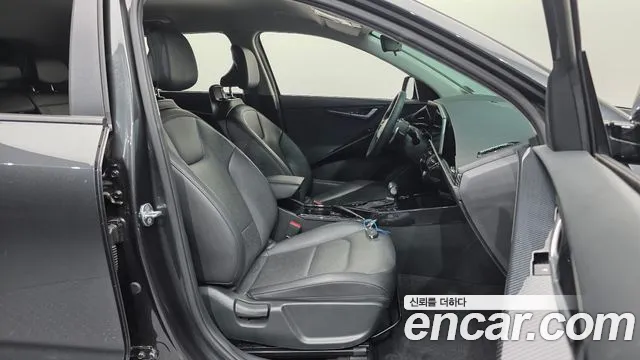 Kia Niro The All New Niro Prestige — Фото автомобиля 10