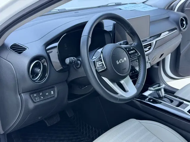 Kia K3 — Фото автомобиля 7
