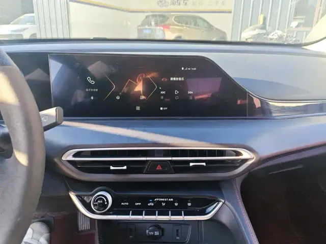 Changan Eado — Фото автомобиля 13