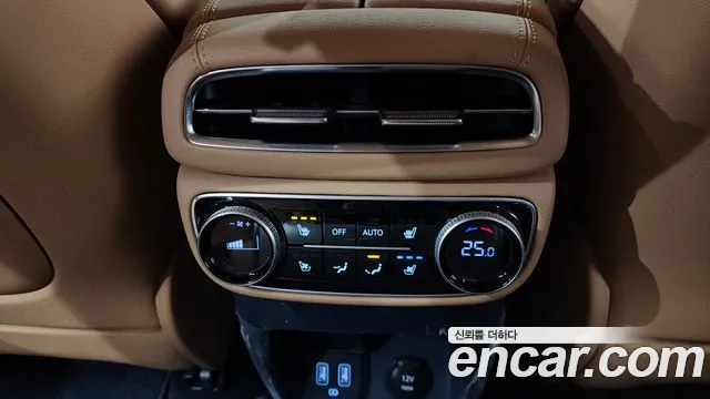Genesis GV80 2.5T Бензин AWD — Фото автомобиля 19