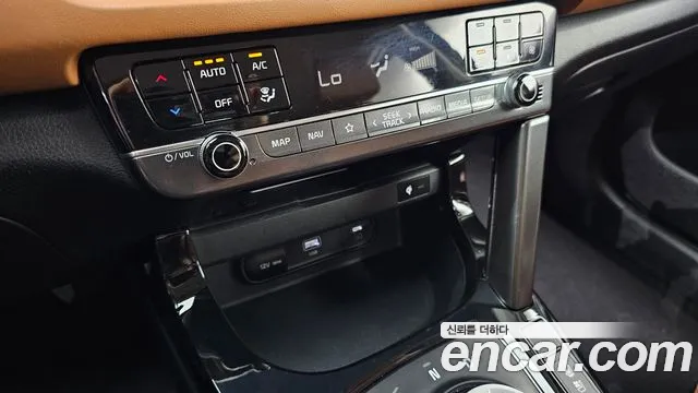 Kia Seltos Новый Seltos Бензин 2.0 2WD — Фото автомобиля 25