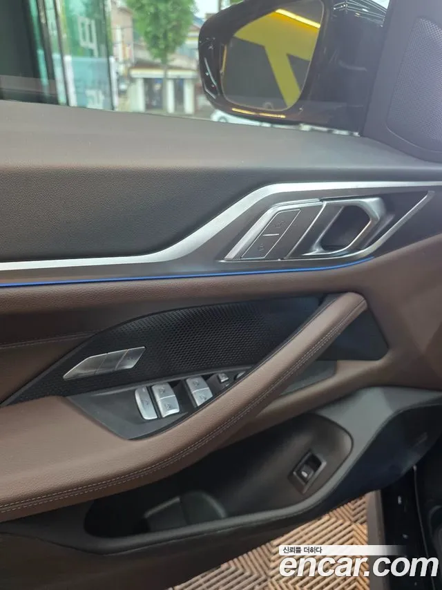 BMW 4 Series G22 — Фото автомобиля 11