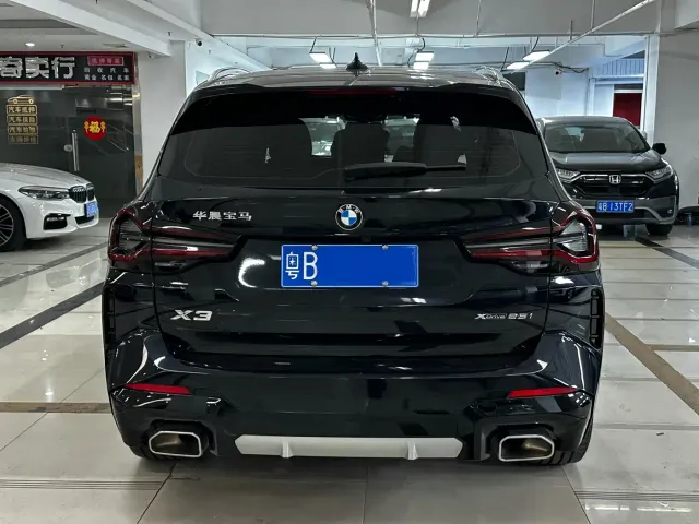 BMW X3 — Фото автомобиля 16