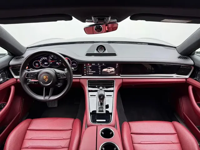 Porsche Panamera — Фото автомобиля 12
