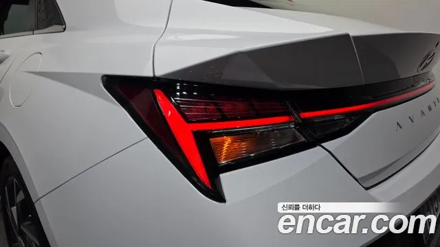 Hyundai AVANTE Inspiration — Фото автомобиля 17