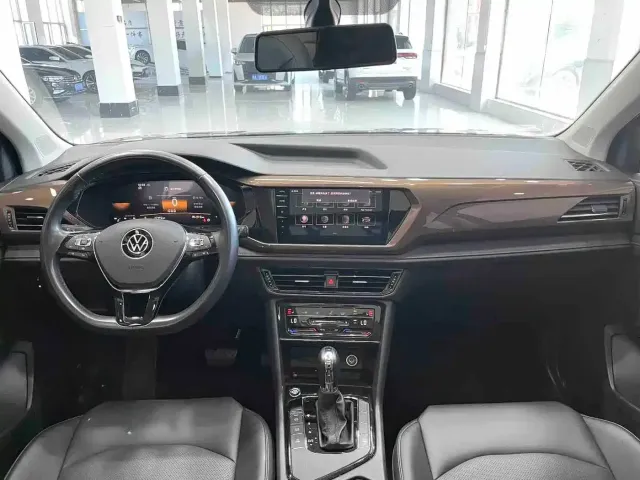 Volkswagen Tharu — Фото автомобиля 9
