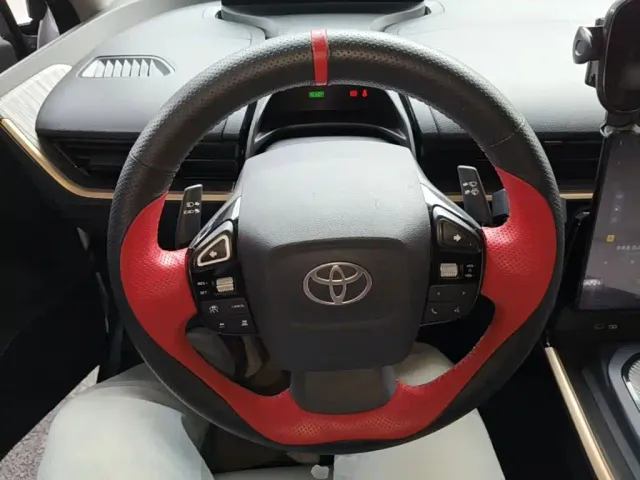 Toyota bZ3 — Фото автомобиля 10