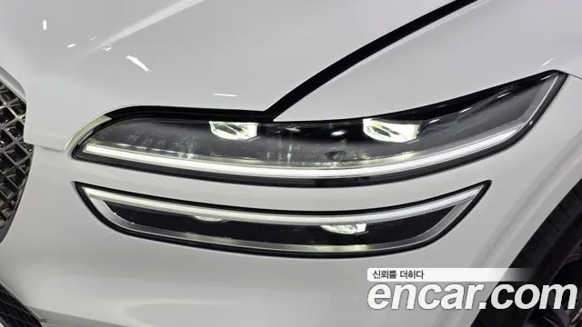Genesis GV70 — Фото автомобиля 7