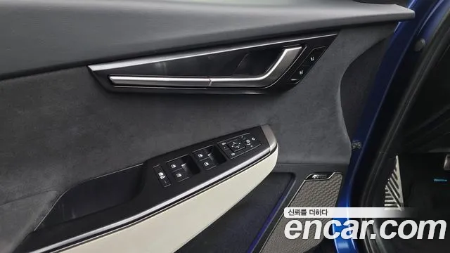 Kia EV6 — Фото автомобиля 21