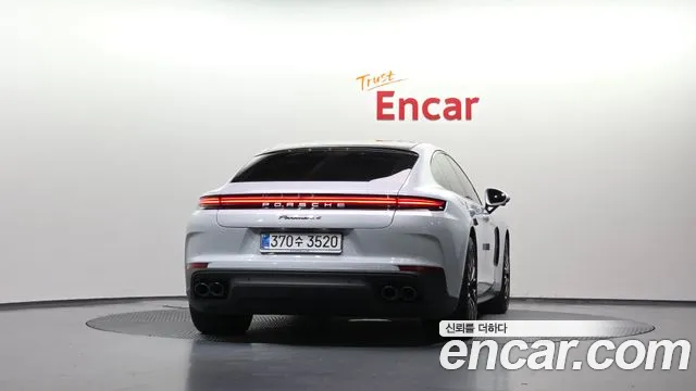Porsche Panamera Panamera (976) — Фото автомобиля 4