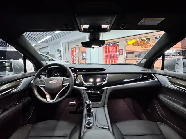 Cadillac XT6 — Фото автомобиля 8