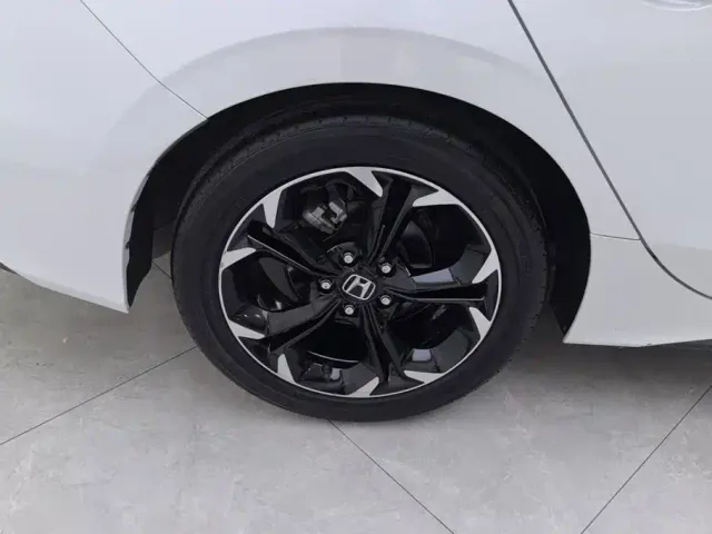 Honda Civic — Фото автомобиля 6