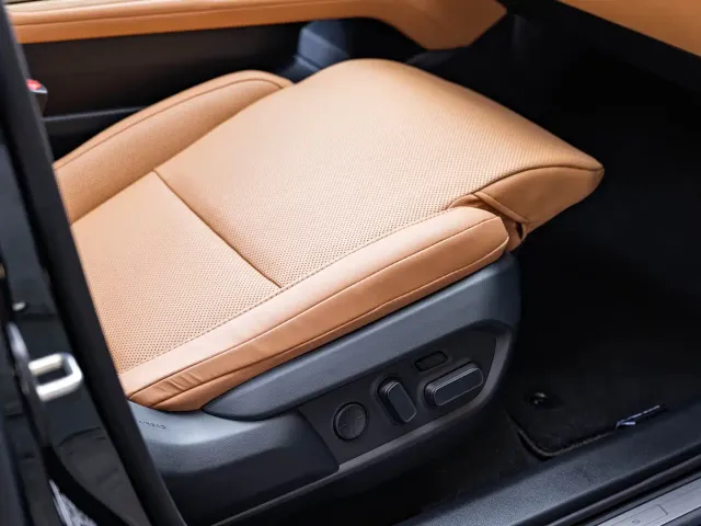 Lexus ES — Фото автомобиля 23