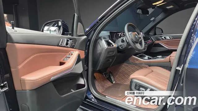 BMW X5 xDrive 40i M Sport — Фото автомобиля 8