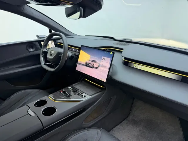 Lotus Emeya — Фото автомобиля 12