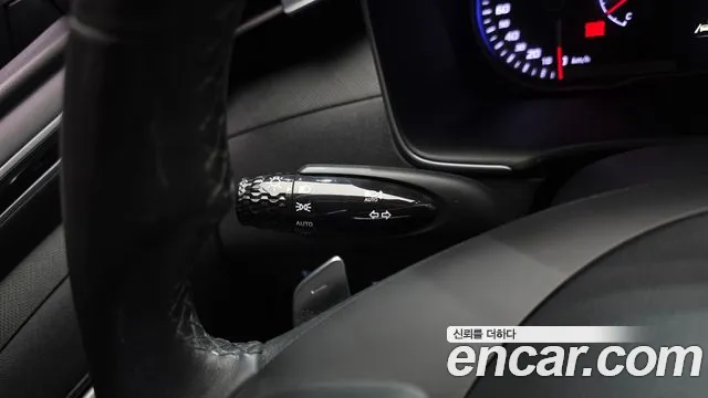 Hyundai Tucson Tucson (NX4) Дизель 2.0 4WD — Фото автомобиля 15