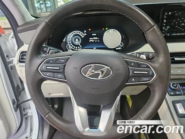 Hyundai Palisade Palisade Дизель 2.2 4WD — Фото автомобиля 10