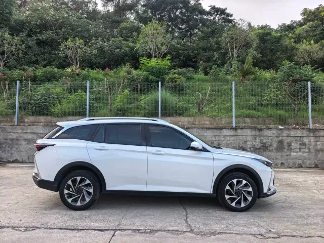 Dongfeng Yixuan GS — Фото автомобиля 4