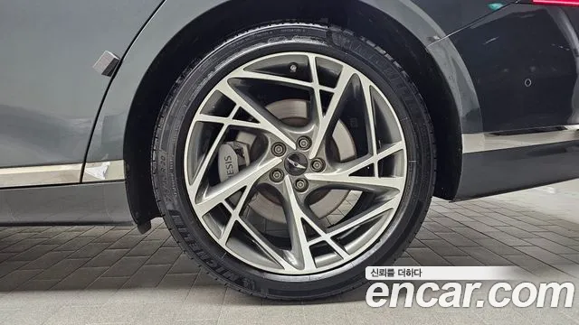 Genesis G90 RS4 — Фото автомобиля 6