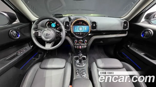 MINI Countryman — Фото автомобиля 10