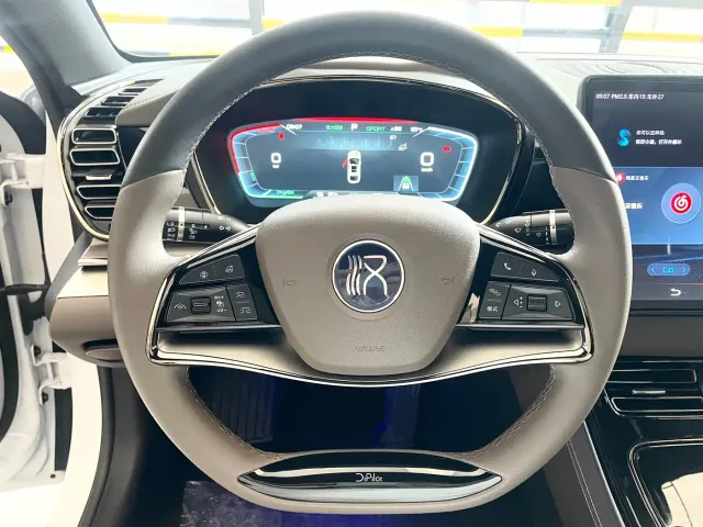 BYD Han — Фото автомобиля 11
