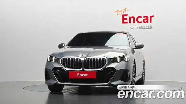 BMW 5-Series 5 серия (G60) 530i xDrive M Sport — Фото автомобиля 3