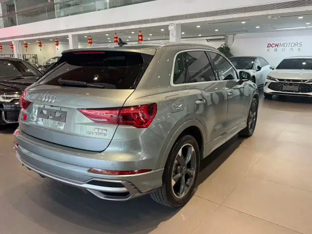 Audi Q3 — Фото автомобиля 4