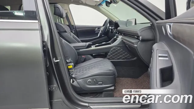 Genesis GV80 — Фото автомобиля 11