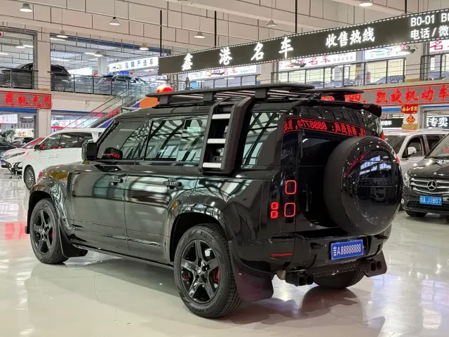 Land Rover Land Rover Defender 2022 110 P400 X-DYNAMIC HSE — Фото автомобиля 4