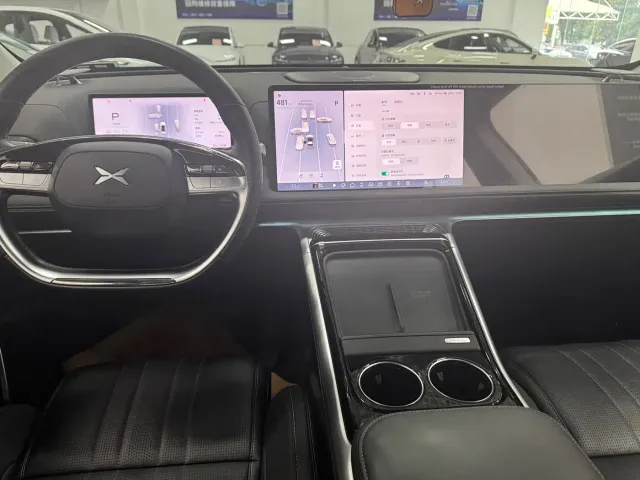 Xpeng G9 — Фото автомобиля 9
