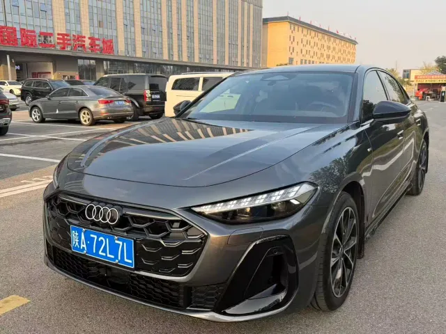 Фотография автомобиля — Audi A5L