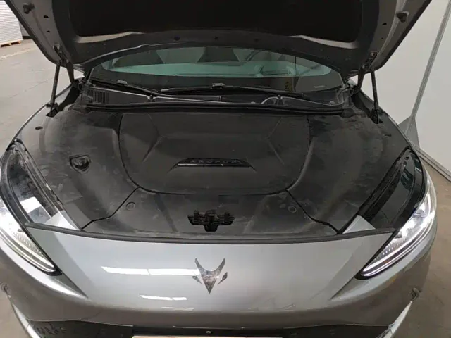 Arcfox Alpha S — Фото автомобиля 19