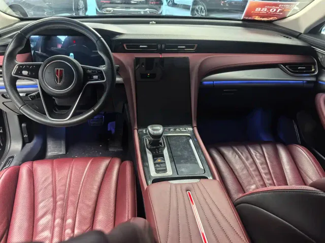 Hongqi H5 — Фото автомобиля 8