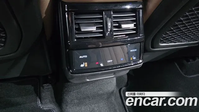 Renault-KoreaSamsung Grand Koleos Grand Koleos — Фото автомобиля 18