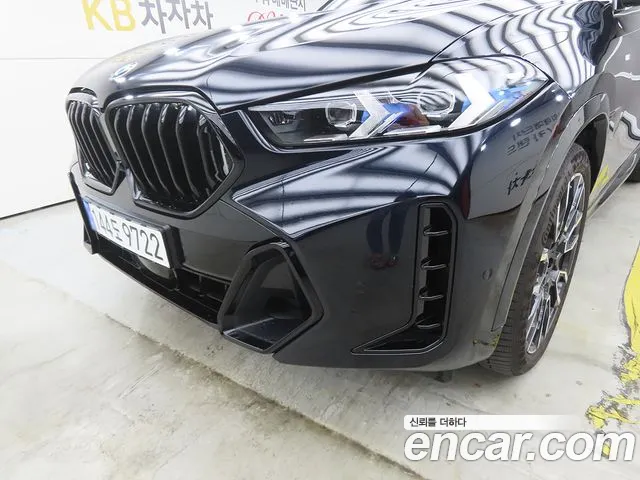 BMW X6 xDrive40i M Sport — Фото автомобиля 15