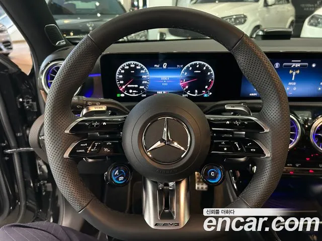 Mercedes-Benz A-Class W177 — Фото автомобиля 13