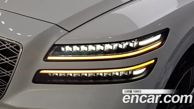 Genesis GV80 — Фото автомобиля 7
