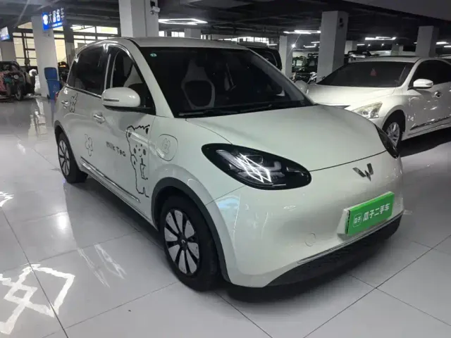 Wuling Bingo — Фото автомобиля 3