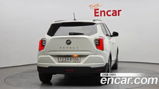 KG_Mobility_Ssangyong TIBOLI Very New Tivoli Бензин 1.5 2WD — Фото автомобиля 4