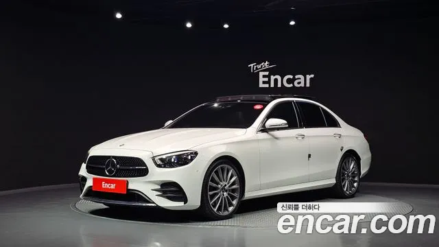 Фотография автомобиля — Mercedes-Benz E-Class W213