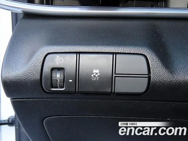 Hyundai Avante — Фото автомобиля 13
