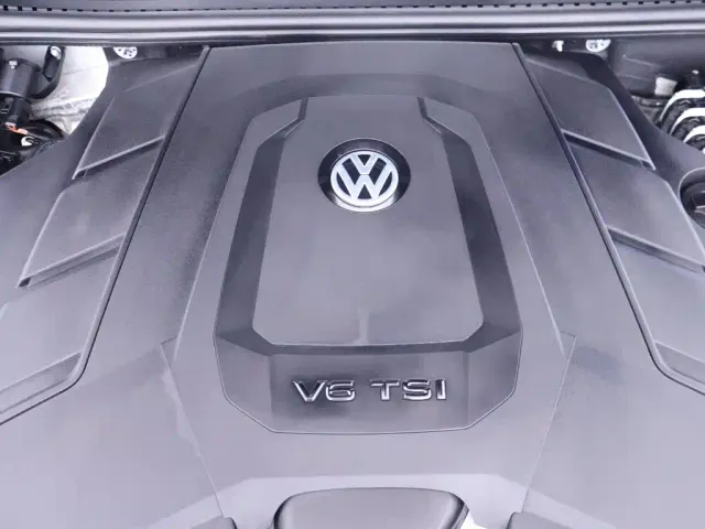 Volkswagen Touareg — Фото автомобиля 26
