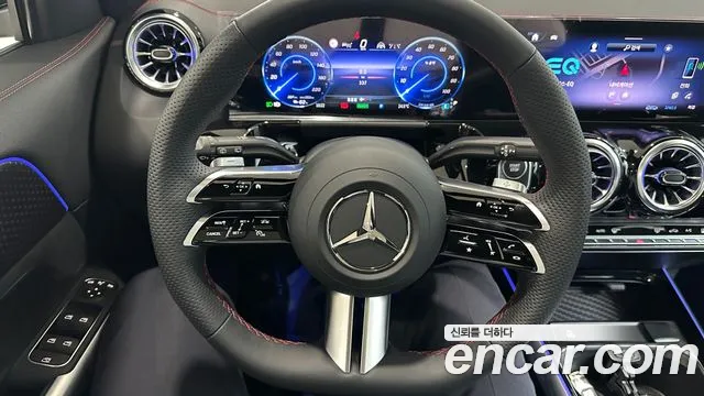 Mercedes-Benz EQA — Фото автомобиля 15