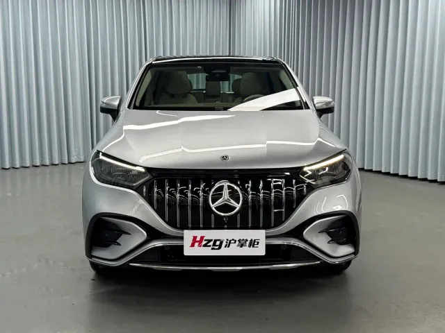 Mercedes-Benz EQE SUV — Фото автомобиля 2