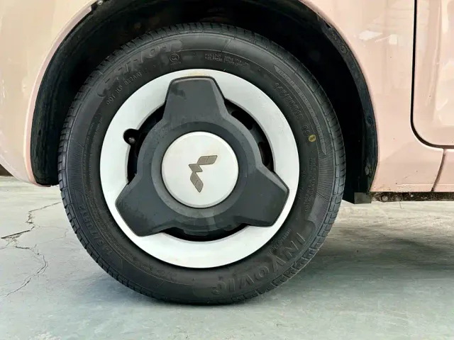 Wuling Hongguang Mini EV — Фото автомобиля 18