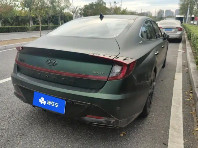 Hyundai Sonata — Фото автомобиля 3
