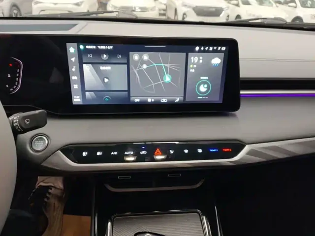 Changan Raeton Plus — Фото автомобиля 12