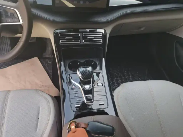 BYD Qin PLUS — Фото автомобиля 13