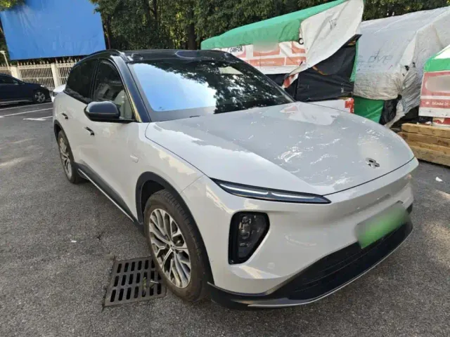 Nio ES6 — Фото автомобиля 3
