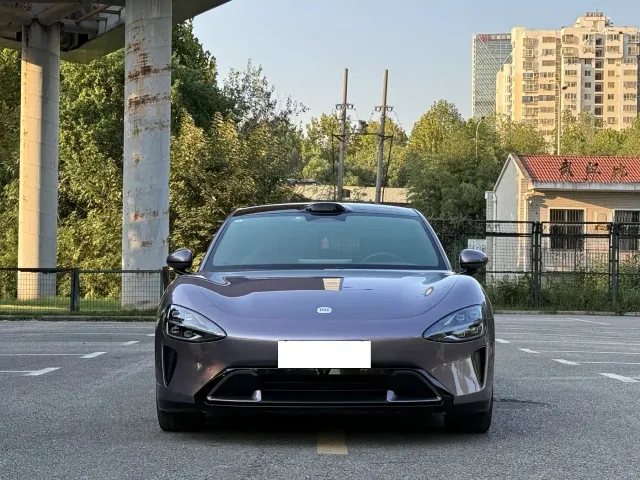 Xiaomi SU7 — Фото автомобиля 2